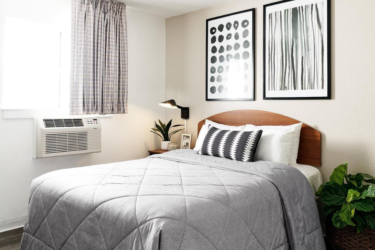 Intown Suites Extended Stay West Palm Beach Fl - Military Trail Rd Lake Park Esterno foto
